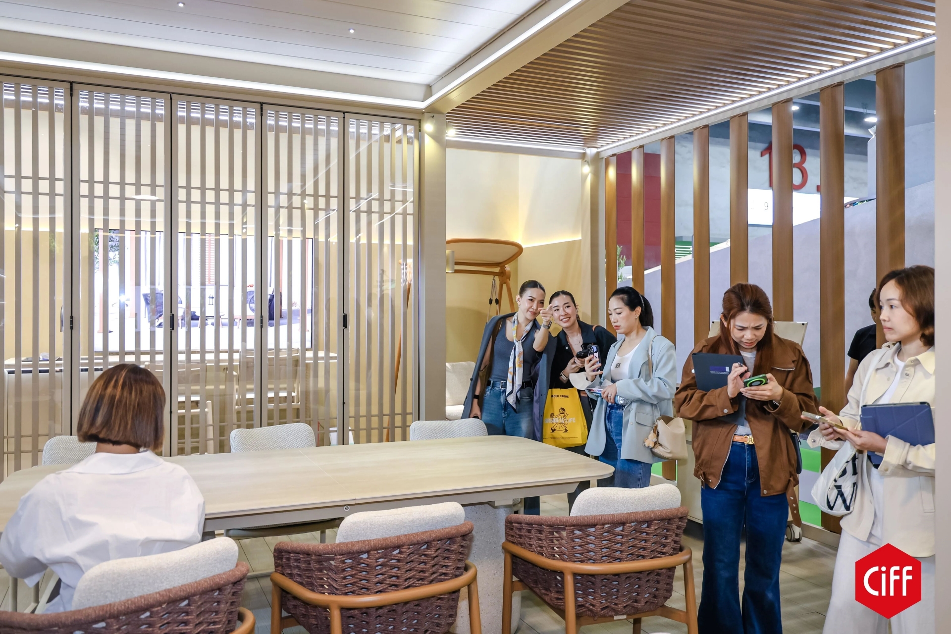 官方定档!2027广州家博会·CIFF实木家具展览会